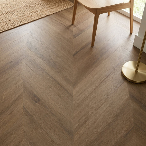 Chevron Luxury Vinyl Floor, Rochester Oak Look - 5G Click